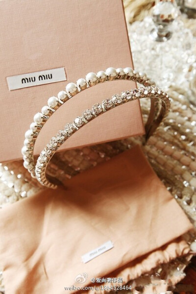 Miu Miu~I like ！！！ 粉米粒的水晶+珍珠发箍。。。
