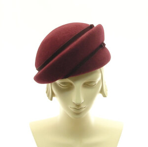 Red Beret Hat for Women 1950s Fashion Hat Claret Wine Fur Felt Hat w Black Lace Velvet