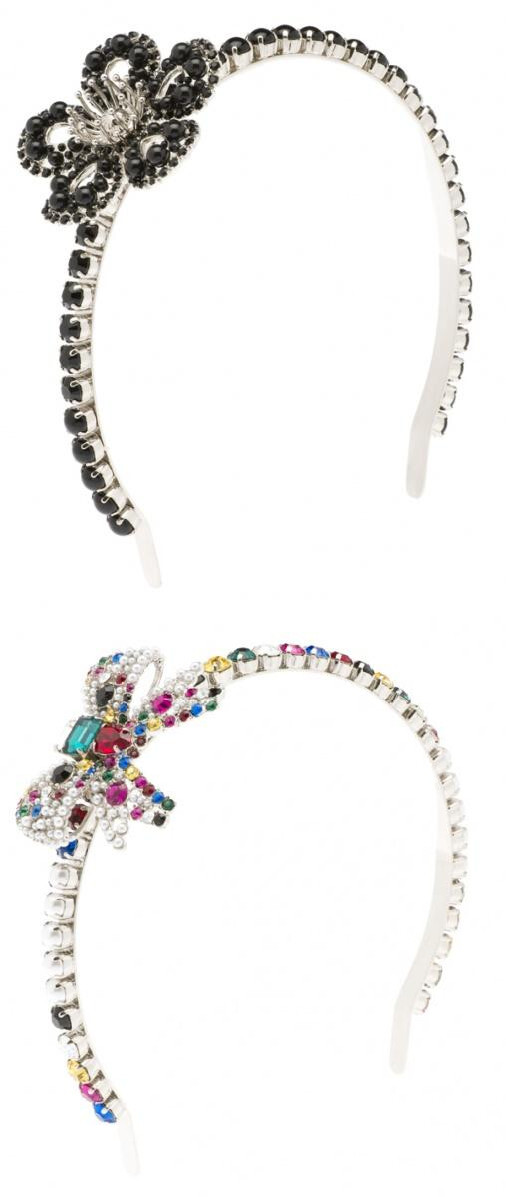 点缀满珠宝的蝴蝶结、花朵发卡，可爱之余不失奢华。