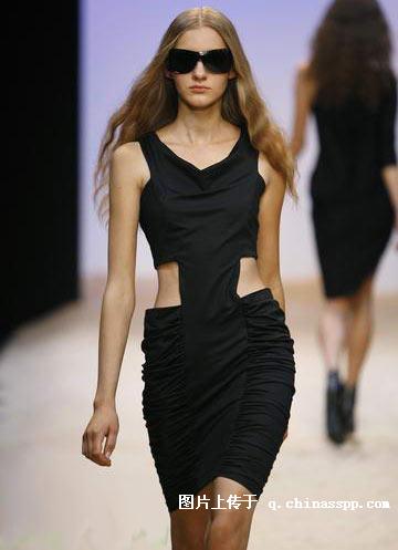 Guy Laroche2010