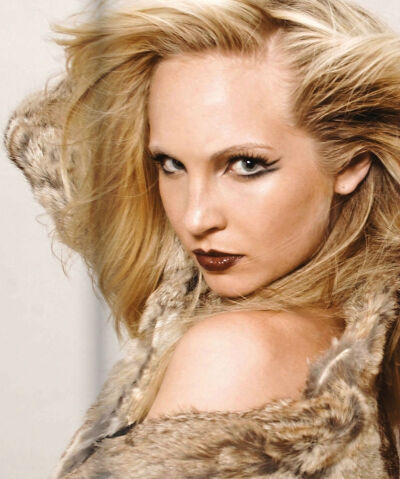 Candice Accola