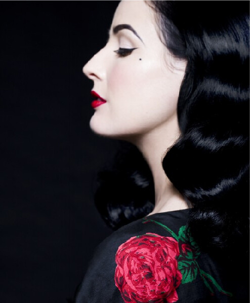 蒂塔·万提斯 (Dita Von Teese)、复古美人❤