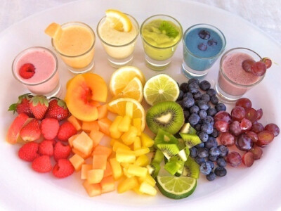 彩虹水果果汁