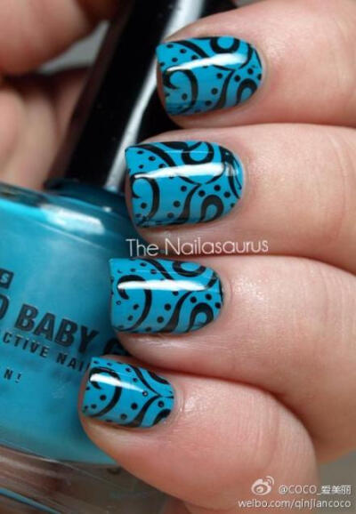 蓝黑配，也好看