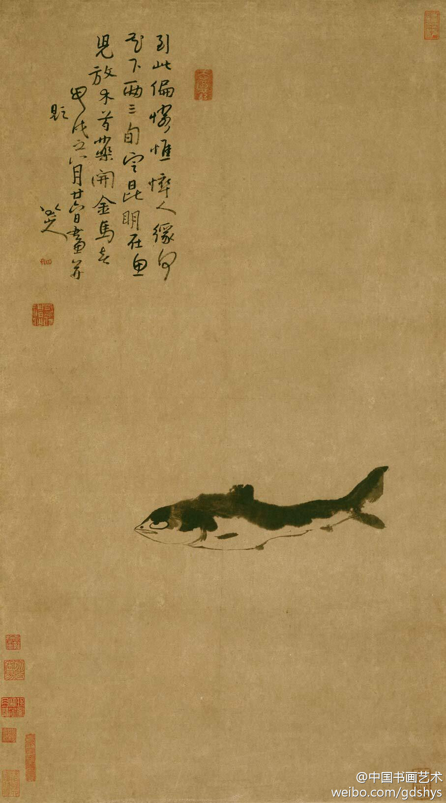 清 八大山人 《魚》 立軸 --- 全幅只著一游魚，水墨勾勒，脊以淡墨暈染，似乎空游無(wú)所可依，不僅最完美地體現(xiàn)了中國(guó)畫中以空靈、含蓄、減省為最高審美的藝術(shù)法則，而所有心語(yǔ)盡出其白眼，將八大山人一己的心態(tài)表現(xiàn)得淋漓盡致。