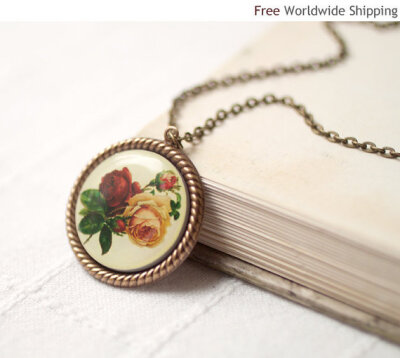 Vintage Flowers pendant - Gift for mom under 20, 25 USD - Cyber monday sale (N026)