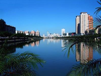 厦门大学是中国大学里风景最美的大学。你认同麽？