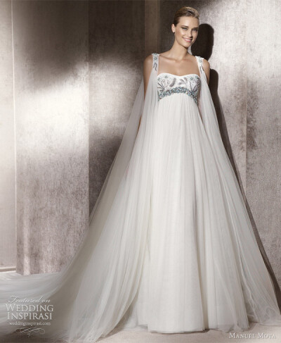 Manuel Mota Wedding Dresses 2012