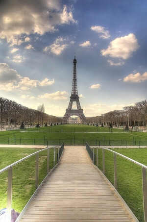 paris~~