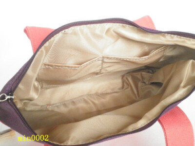 尺寸:左右长28*底宽7*高18cm ·材质:纯棉珠帆布 内部：防水布