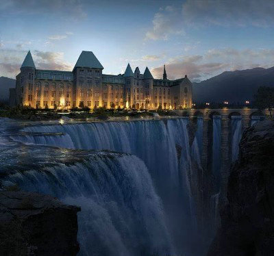 当你发现你被加拿大魁北克省的这所学校录取的时候，是不是兴奋至极啊！学校门前的这个大瀑布也太壮观啦。