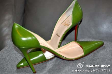 Christian Louboutin 家的苹果绿，夏天看这个色彩真让人心旷神怡