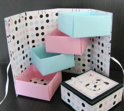自己亲手制作一个收纳盒，可以说是折纸盒子的高级境界了，保证你的桌面上从此非常的整洁和干净~教程地址：http://www.zhidiy.com/shiyongzhiyi/5008/