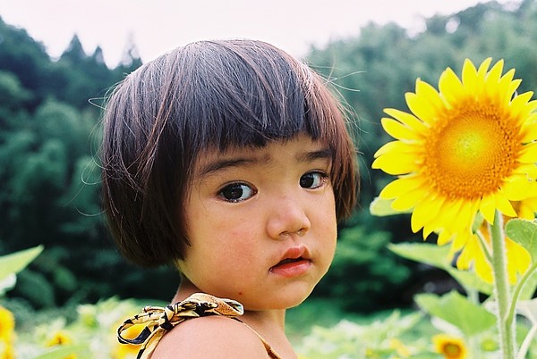 「未來ちゃん」是攝影師川島小鳥好友的女兒，她住在佐渡島。