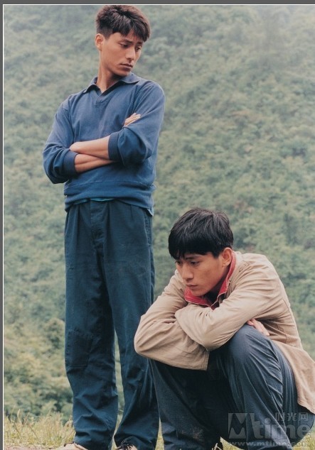 宜昌的小伙子， 是文气的小伙子。。。。