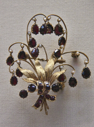 Flower spray aigrette with garnet drops, Austrian or Bohemian, 19th c