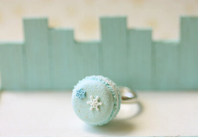 French Macaron Ring （Winter Blue Snowflake）