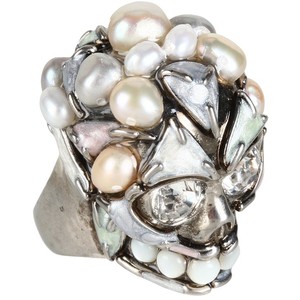 Alexander McQueen Pearl Skull Ring