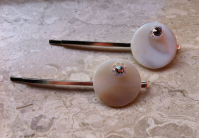 mother pearl hairclips