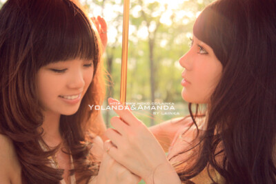 仔细一看，原来陪自己的一直都是自己的影子。