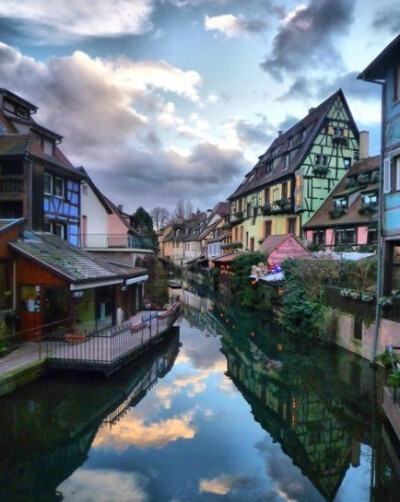 法国Dusk Colmar小镇，仿若置身画境。