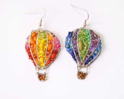 MADE TO ORDER: Little Hot Air Balloon Beaded Earrings●＾＿＾●