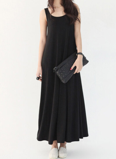 超级好搭配的背心长裙