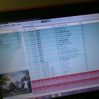 foobar2000，好样的~！。。。不知道是啥