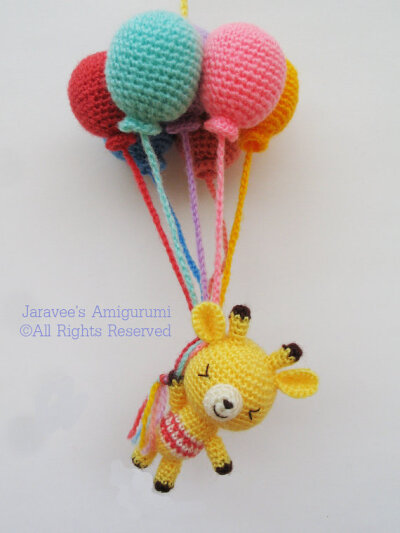 Giraffe and balloons - PDF Crochet Pattern