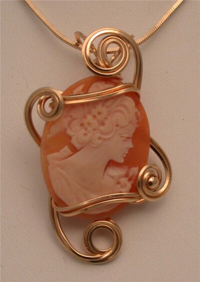 古董珠宝 工艺精致，造型优雅，风格清新~