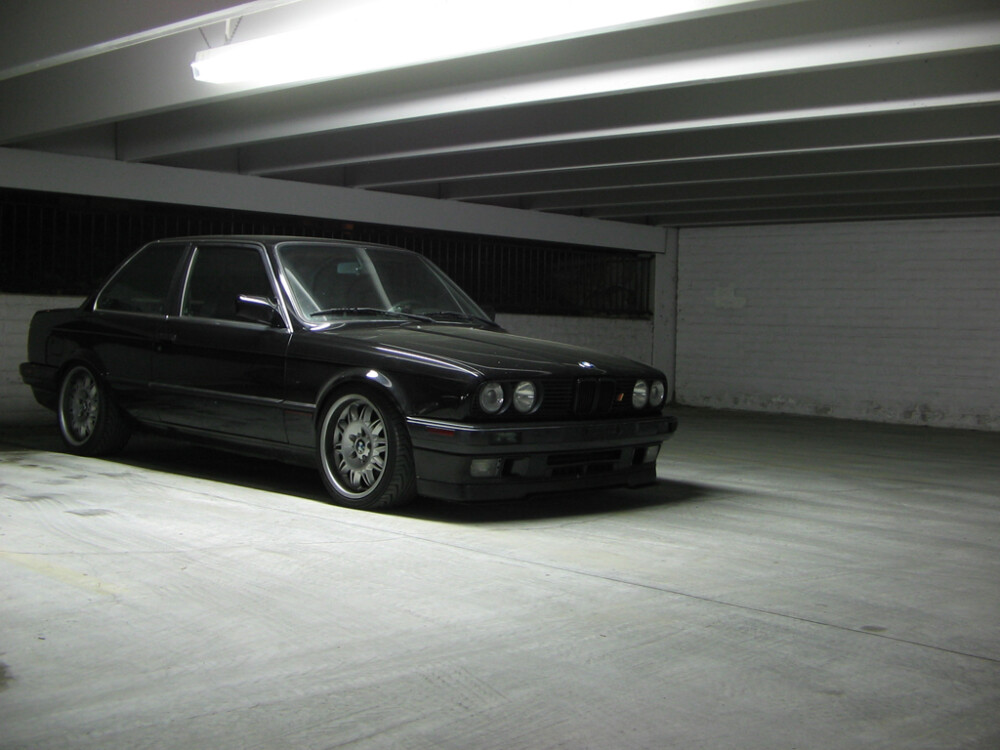 E30