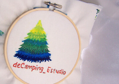 手工刺绣--小杉树。。。