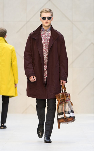 Burberry Prorsum 2013春夏系列男装秀 邂逅更多&gt;&gt;&gt;http://www.zhongyita.com/lists/1/sector_list