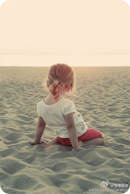 【微博星座】【你还是不懂摩羯座 】1.很多人都不知道，他向你发火是为你好，他转身难过的样子，谁知道呢。2.其实你不知道，他从来不会真的对谁真正生气，对你假装生气是因为他真的真的很在乎你。3.其实你不知道，他向你唠叨是觉得你在他眼中占有一定的位置，你看他会不会为一个不熟悉的人唠叨吗？