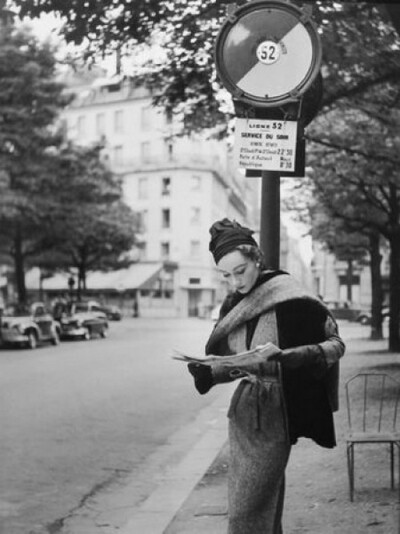 Model Sophia Litvak photographed for Elle magazine by Georges Dambier, September 1952.