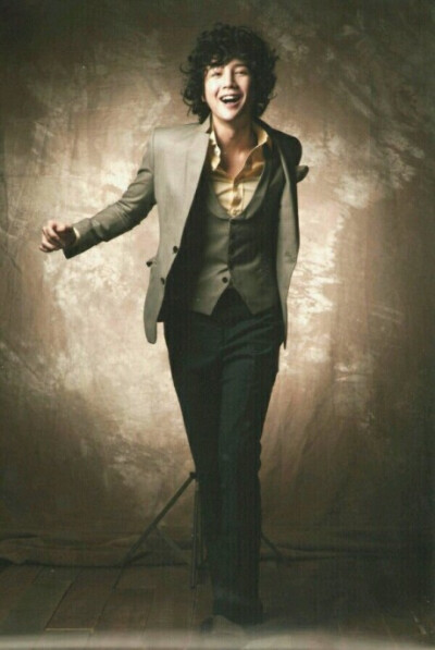 ___ Jang Keun Suk 、你的笑容，温暖如光。