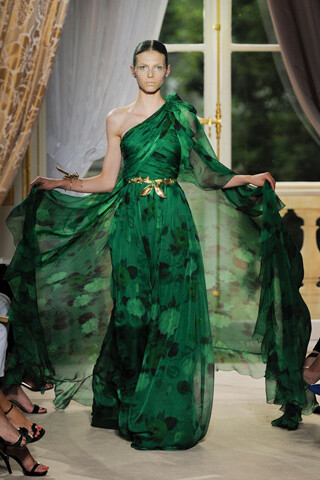 Giambattista Valli Fall 2012 Couture