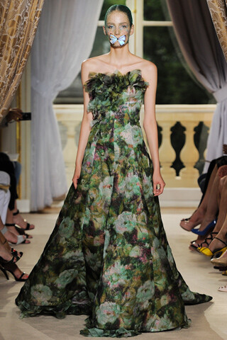 Giambattista Valli Fall 2012 Couture