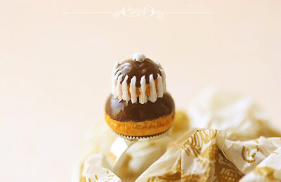 Chocolate Religieuse Ring