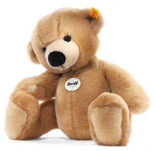 史泰福Emil泰迪熊。好热了，别碰大爷我，让我一个人坐会儿静静地思考人生。