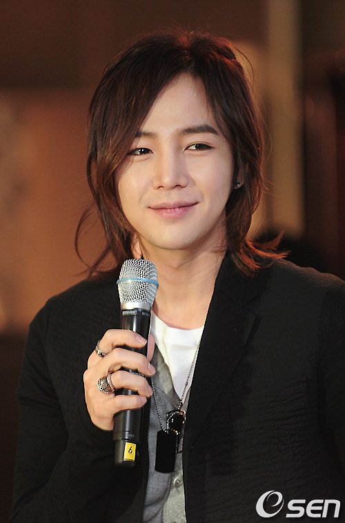 ___ Jang Keun Suk 、你的微笑，温暖如光。