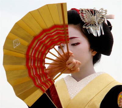 京都艺妓。