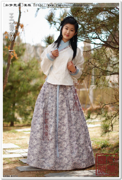 [如梦霓裳] &lt;wbr&gt;汉服 &lt;wbr&gt;袄裙[玉簟秋(一] &lt;wbr&gt;白色暗纹袄-灰花裙