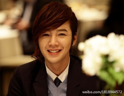 ____ Jang Keun Suk 、你的微笑，温暖如光。