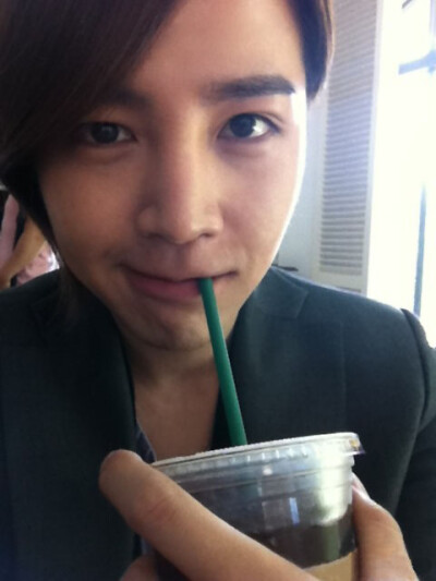 ____ Jang Keun Suk 、天暗下来，你就是光。