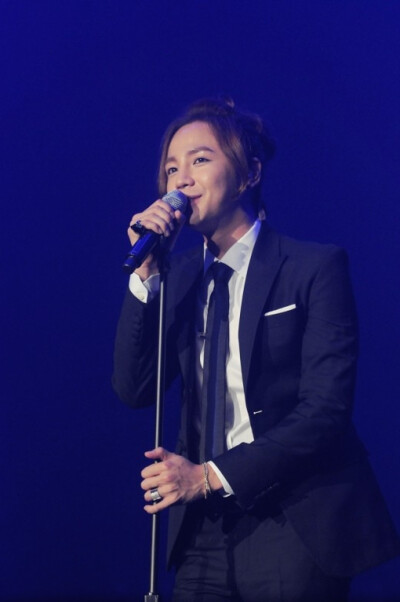 ____ Jang Keun Suk 、天暗下来，你就是光。