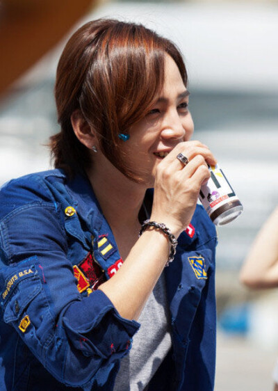 ____ Jang Keun Suk 、天暗下来，你就是光。