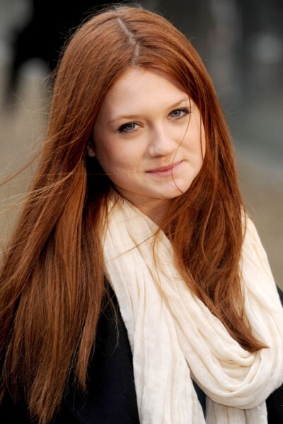 Bonnie Wright~金妮的扮演者，越来越漂亮了~