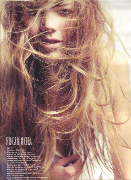 freja，19岁。