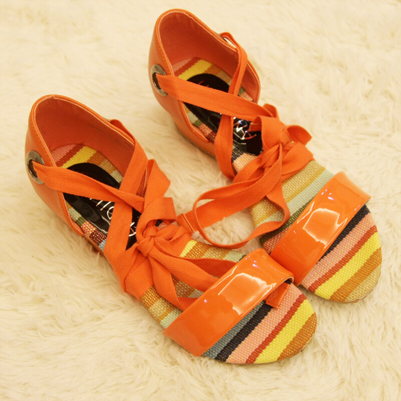 2012夏季新款丝带系带脚环绑带一字坡跟橡胶底凉鞋 橘粉